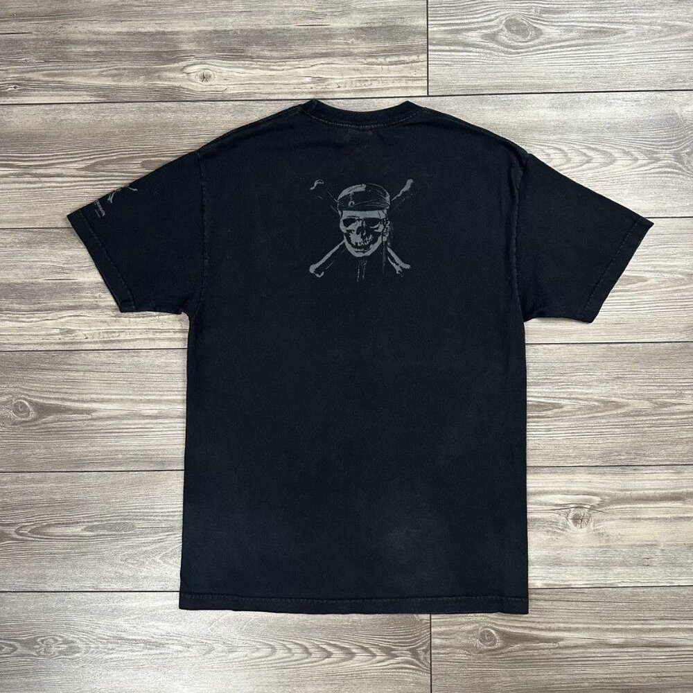 Vintage Y2K Disney Pirates Of The Caribbean At Worlds End T Shirt